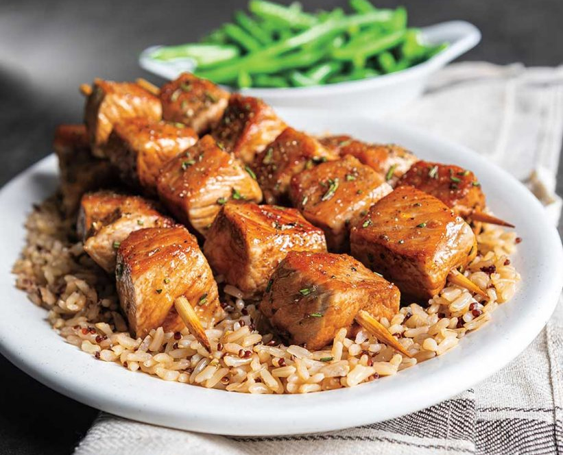 Rosemary-Pomegranate Pork Skewers with Green Beans and Quinoa & Brown Rice